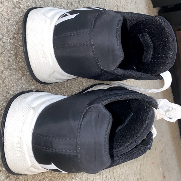 Prada nylon shoes. color black, but you can nearly see some blue marine color. - Picture 4 of 4